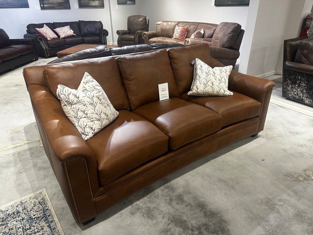 885 - Sofa - Factory Outlet