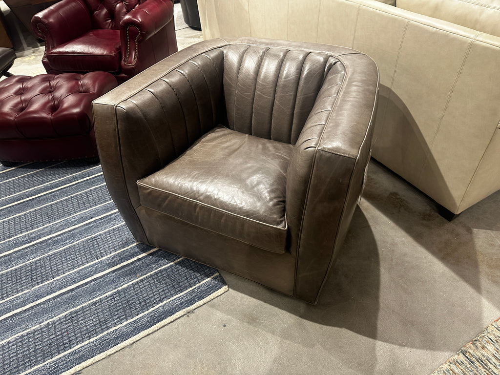 575 - Swivel Chair - Factory Outlet