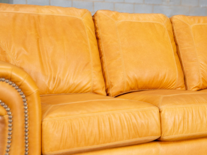 500-03 Highland Leather Sofa
