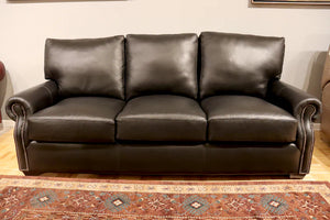 535 CP - Leather Sofa - Factory Outlet