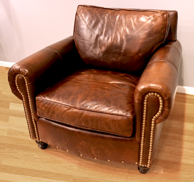 959-01 Hampton Leather Chair