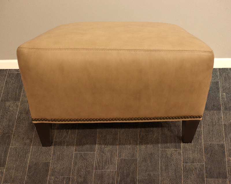 920-00 Reserve Leather Ottoman