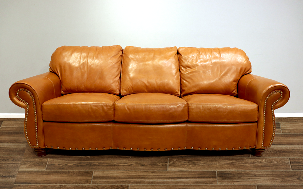 592 - Bailey - Leather Sofa - Factory Outlet